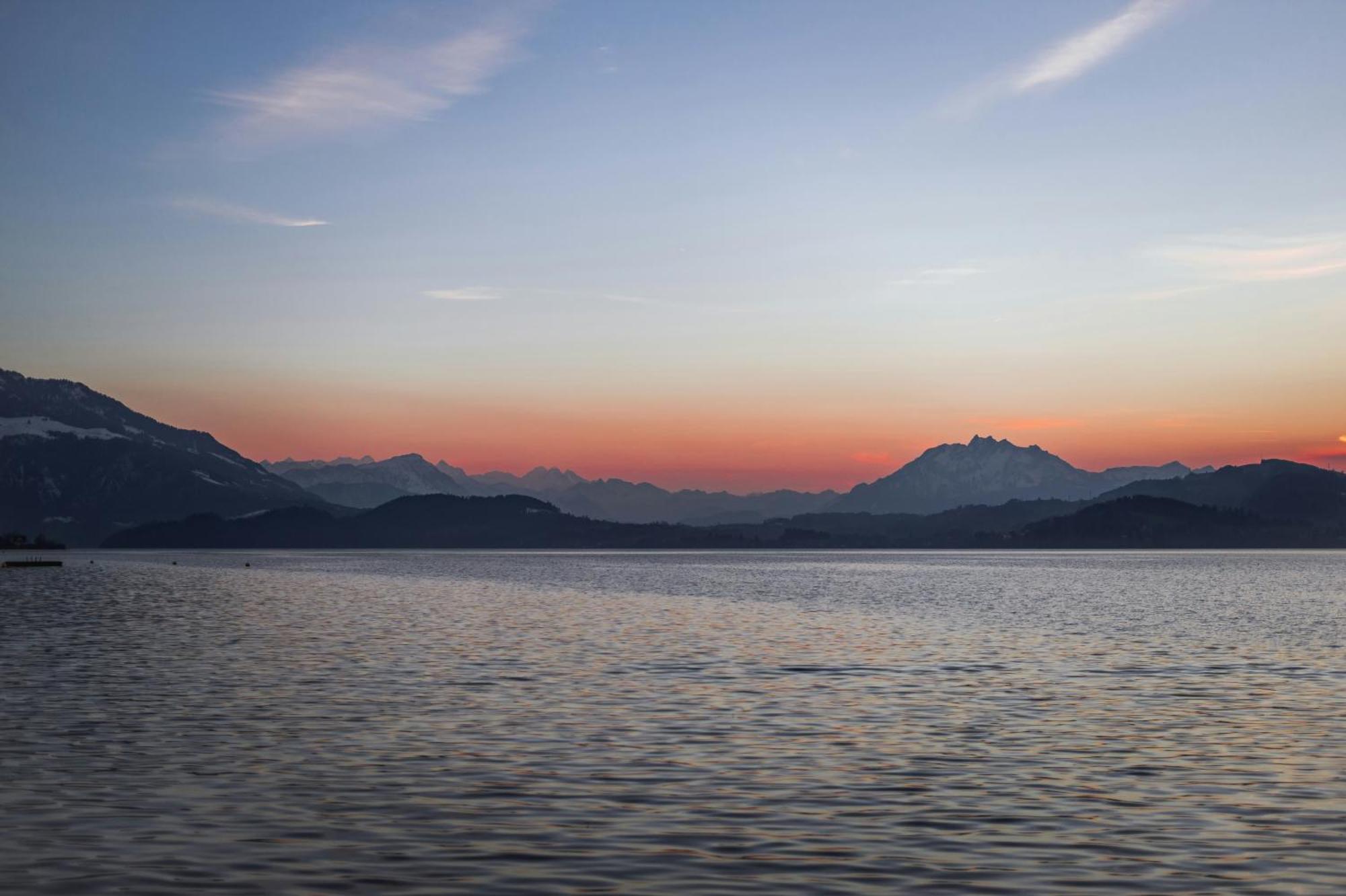 Ariser - Zug Mountain View Business Apartment Luaran gambar